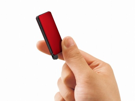 取り外すとコネクタ“オートリターン”。賢く便利なUSB3.0メモリ、バッファロー「RUF3-HPM」