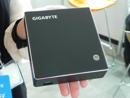 GIGABYTE