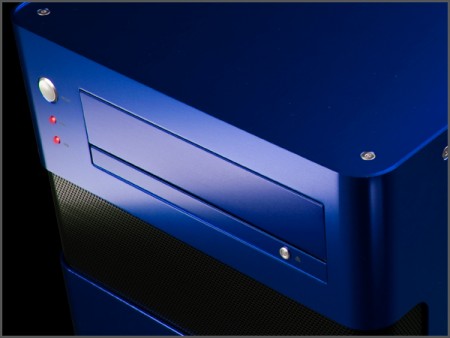 フロントメッシュの高冷却Cubeケース、アビー「acubic G20/G40」にカラバリ2色追加