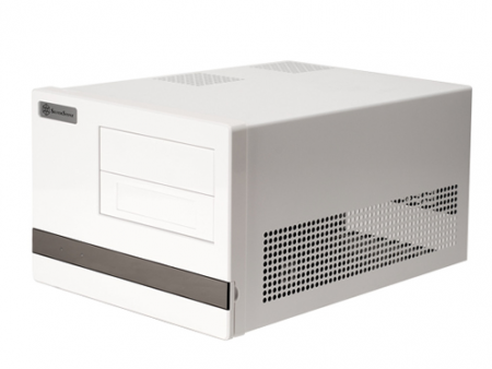 Xeon E3-1220V3とSupermicro製マザーボード採用のCube型ワークステーションがストームから