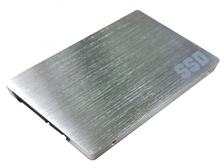 mSATA SSDを2.5インチ7mm厚SSDに変換するアルミケースがアユートから