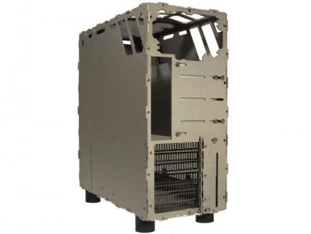 ドイツ発パッシブヒートシンクを呑み込んだファンレスATXケース、Haxx.eu「Case 0.1」絶賛予約受付中