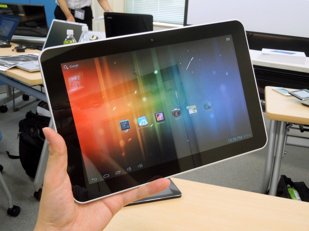 これまでリクエストが多かったという大型モデル「Diginnos Tablet DG-Q10S」。クアッドコアCPUを実装し、動作も快適だ