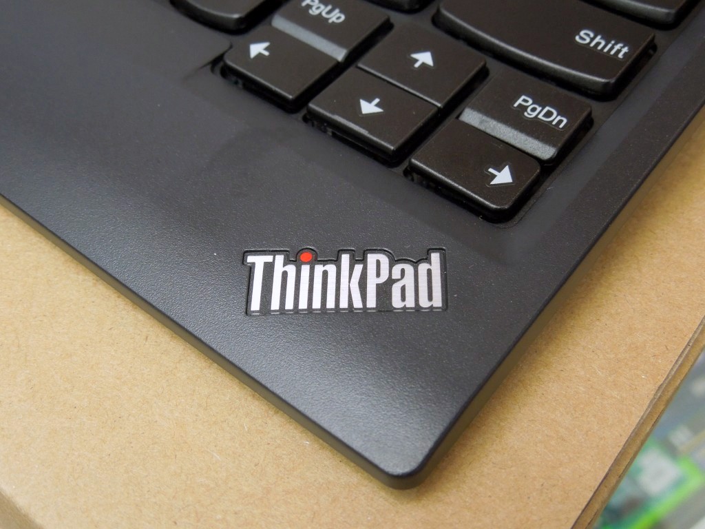 ThinkPad Bluetooth ワイヤレス・トラックポイント・キーボード