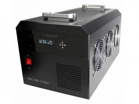 システム熱量最大800Wを一定温度に。Koolance、水冷用チラー「EXC-800」1400ドルで発売開始