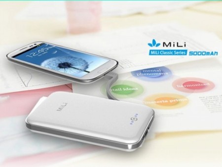 オータス、ケーブル内蔵の5,000mAhスリムバッテリー「MiLi Power Crystal 2」発売開始