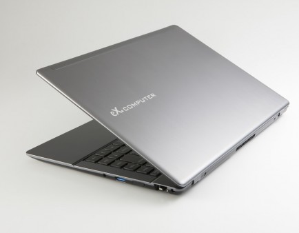 ツクモ、実売7万円台のSSD+HDDデュアルドライブ標準薄型14.1インチノートPC発売