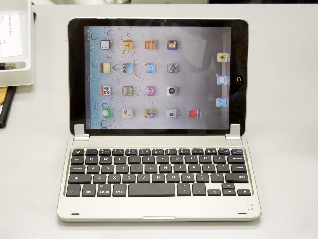 Bluetooth Keyboard for iPad-mini