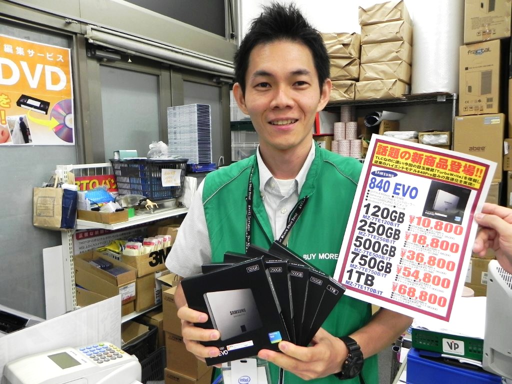 BUY MORE秋葉原本店の谷口さん