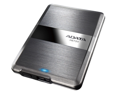 ADATA、厚さ8.9mmの極薄ポータブルHDD「DashDrive Elite HE720」に1TBモデル追加