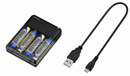 単三電池4本で駆動するモバイルバッテリ、グリーンハウス「GH-BTB34A」シリーズ