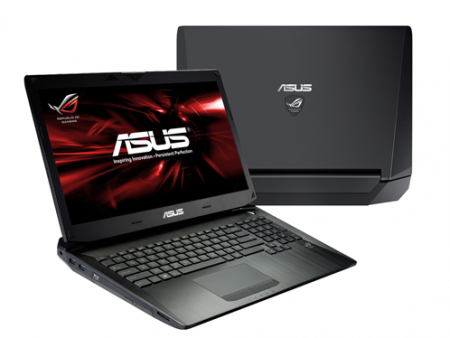 ASUSTeK、3D表示可能な17インチR.O.G.ゲーミングノートPCなど2013年秋モデル発表