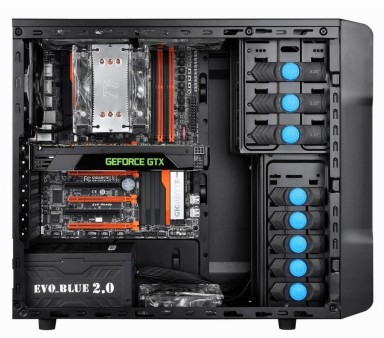 Thermaltake、ゲーミングPCケース「Chaser」シリーズのエントリーモデル「Chaser A21」発表