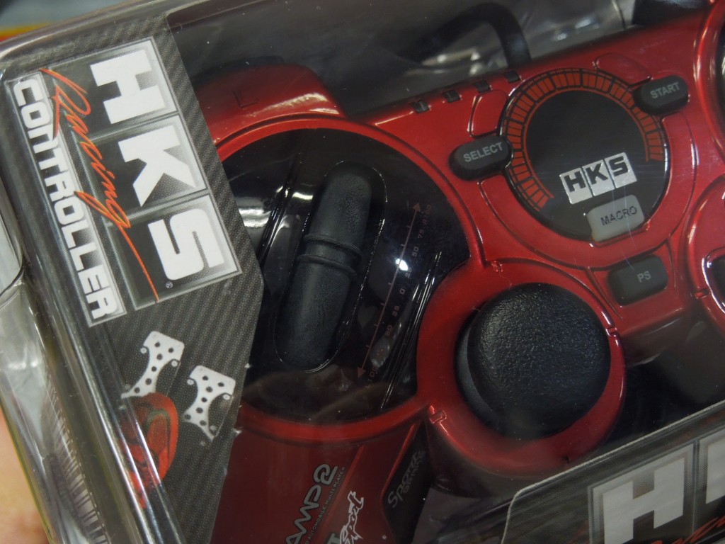 「コレオシ」Vol.606 ~RED ZONE~「HKS Racing CONTROLLER」 - エルミタージュ秋葉原
