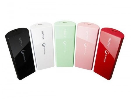 もっとスリムに、でも大容量になったソニーのモバイルバッテリー「CP-V3」は来月発売