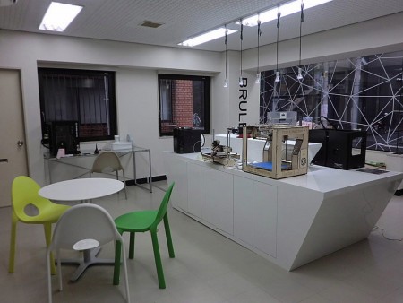 BRULE、5社8機種を展示した「3Dプリンター・ショールーム」9月30日秋葉原にオープン
