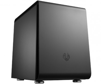 ストーム、BitFenix「Phenom-M」採用のUbuntu標準BTO「Storm Linux Box Cube」発売