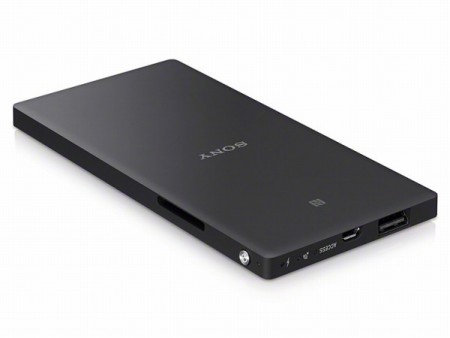 1台でワイヤレスストレージにもスマホ充電にも。多機能すぎるモバイルサーバー「WG-C20」ソニーから