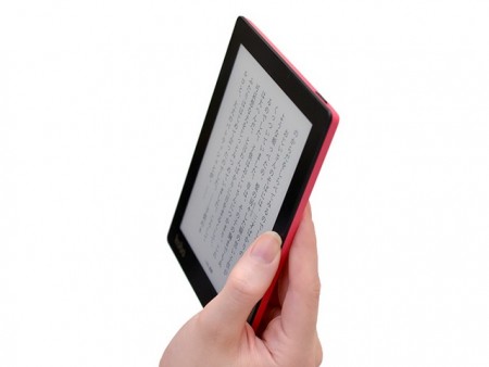 212dpiの高解像度スクリーン採用6インチ電子ブックリーダー、楽天「Kobo Aura」予約受付開始