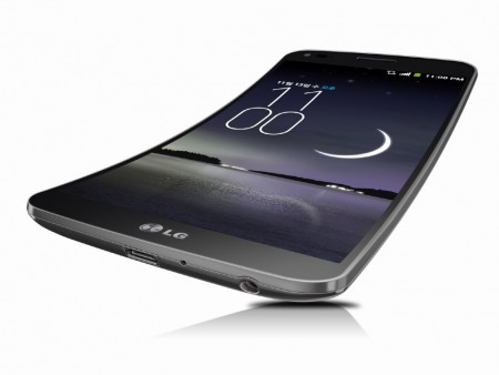 人間に最適な弧を描くLGの曲面スマートフォン、「LG G Flex」デビュー