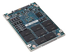 東芝、耐久性を3倍に向上させたエンタープライズ向けSSD「SSDPX02SS」シリーズ発表