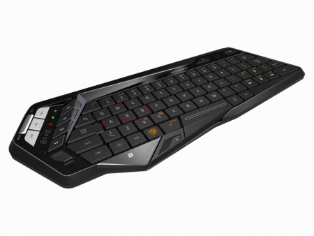 Mad Catz、NFC対応のモバイル向けゲーミングキーボード「S.T.R.I.K.E.M Mobile Keyboard」リリース