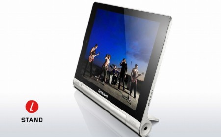 持っても置いても快適。マルチスタイルで使える「YOGA TABLET 8 ＆ 10」レノボから