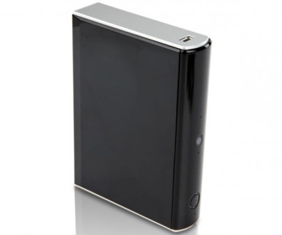 ストーム、In WinブランドのNUCケース採用Linux PC発売