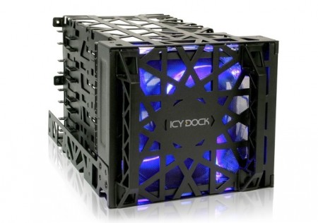 5.25インチベイ×3を3.5インチベイ×4に変換するモジュラーケージ、ICYDOCK「MB074SP-B」