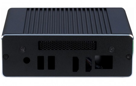 Inter-Tech、2.5mm厚のアルミニウムを採用したNUC向けケース「IT-3900 NUC Black」