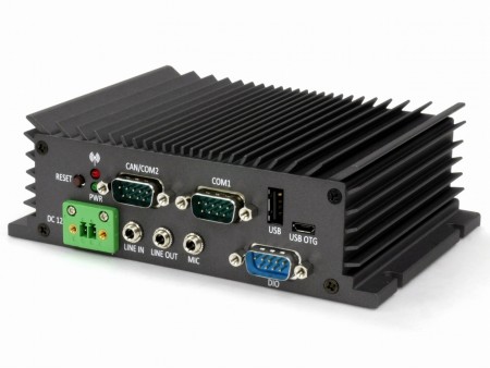 VIA、Pico-ITX採用ファンレスPC「AMOS-820」にグラフィックス機能を強化した新モデル追加