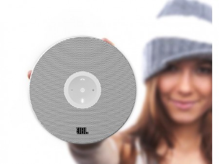 ハーマン、JBLブランドの着脱式ポータブルスピーカー＆サブウーファー「JBL VOYAGER」発売