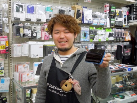 パソコンハウス東映 塩原さん