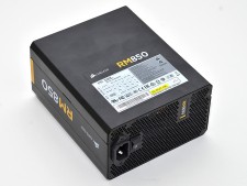 完全無音も狙える準ファンレス電源ユニットCORSAIR「RM850