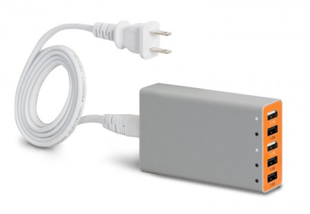 フォーカルポイント、2.1A～1.0Aまで5口のUSBポートを備えた同時充電器「TUNEWEAR TUNEMAX 5USB CHARGER」