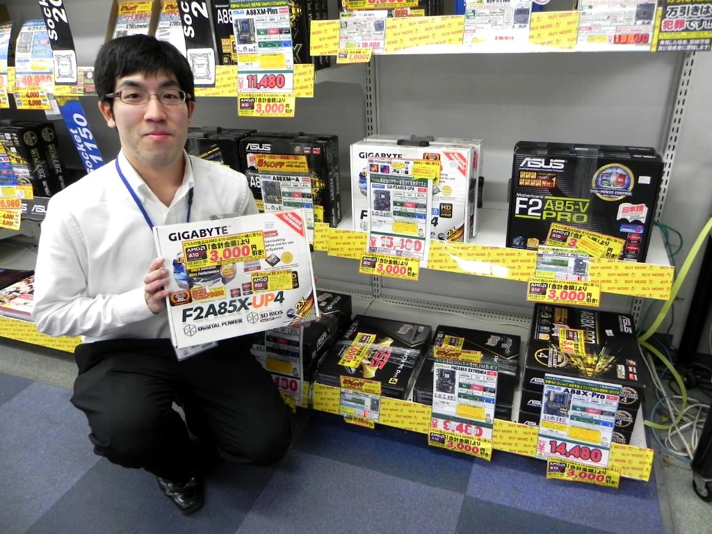 BUY MORE秋葉原本店の池上さん