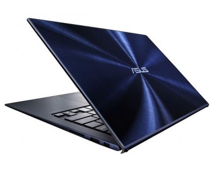 サンディスク「X110 SSD」、ASUSTeK「ZENBOOK UX301LA」に採用