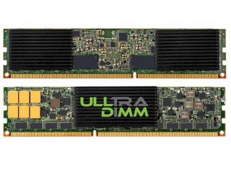 メモリスロットに装着する超低遅延のDIMM型SSD、SanDisk「ULLtraDIMM SSD」発表