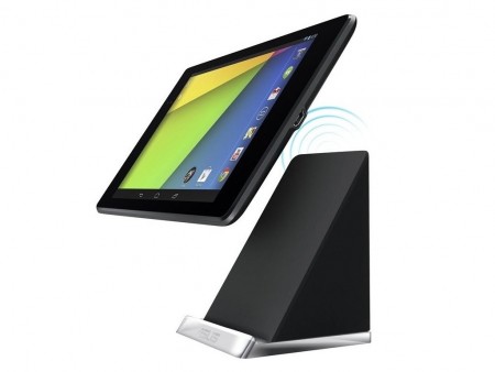 ASUSTeK、「Nexus 7（2013）」をスマートに使う純正充電スタンド2製品リリース