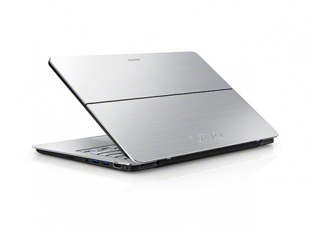 ソニー、3-Wayに変形する11.6インチタッチパネル搭載ノートPC「VAIO Fit 11A」発表
