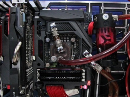 オーバークロッカー必読。5GHzも狙える「MAXIMUS VI FORMULA」向けOCガイドがASUSから
