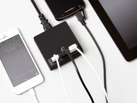 モバイル端末の3台同時充電に対応する、スクエアデザインUSBチャージャ、SiB「UCAC-SQ3P」シリーズ