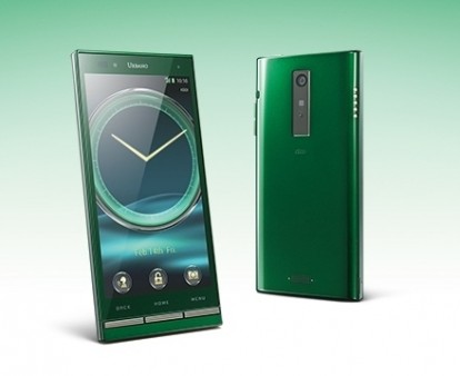 モダンデザインと扱いやすさにこだわった4.7インチスマートフォン、KDDI「URBANO L02」