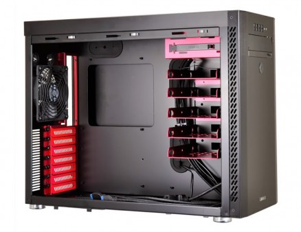 Lian Li、”前後あべこべエアフロー設計”のアルミ製ミドルタワー「PC-A51」