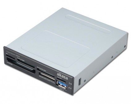 3.5インチ内蔵USB3.0ポート付きマルチカードリーダー、アイネックス「AK-ICR-13A/14A」