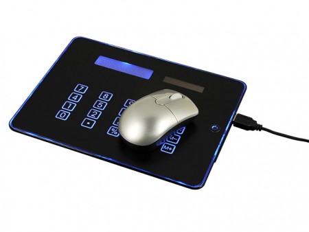マウスパッド+計算機+USBハブの3in1、センチュリー「ブルーフラッシュ 3 in 1 計算機マウスパッド」