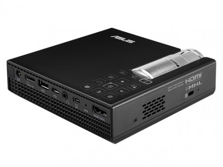 CDケース約3枚分の小型モバイルプロジェクタ、ASUS「P2」シリーズ3機種