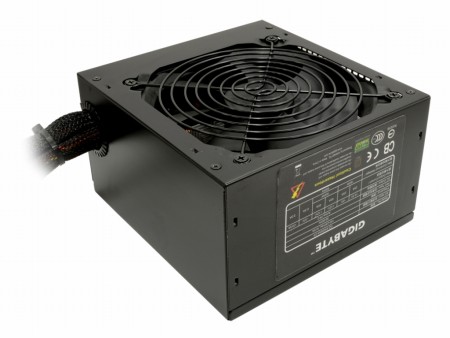 奥行140mmのBRONZE認証電源ユニット、GIGABYTE「GZ-EMS65A-C5」近日発売