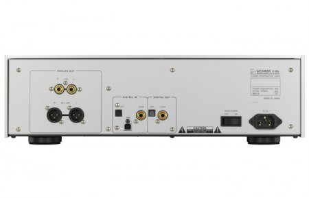 ラックスマン、PCM 384kHz、DSD 5.64MHz対応のUSB DAC内蔵CD/SACDプレーヤー「D-06u」