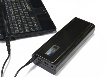各種ノートPCにも使える容量31,200mAhモバイルバッテリー、JTT「MobilePowerBank 31200」